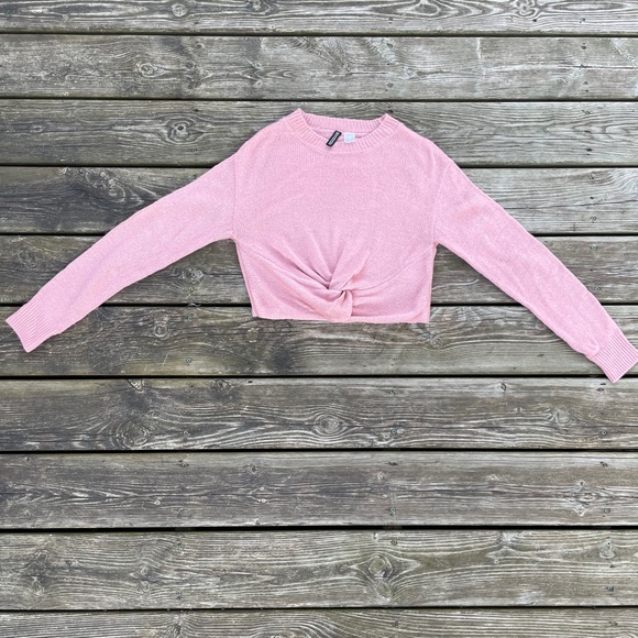Women's Top: H&M Pink Cropped Knit Sweater With Knot Detail - Picture 6 of 10
